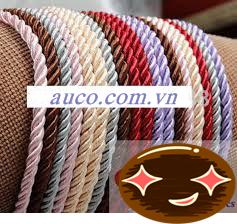 Dây chỉ xoắn màu